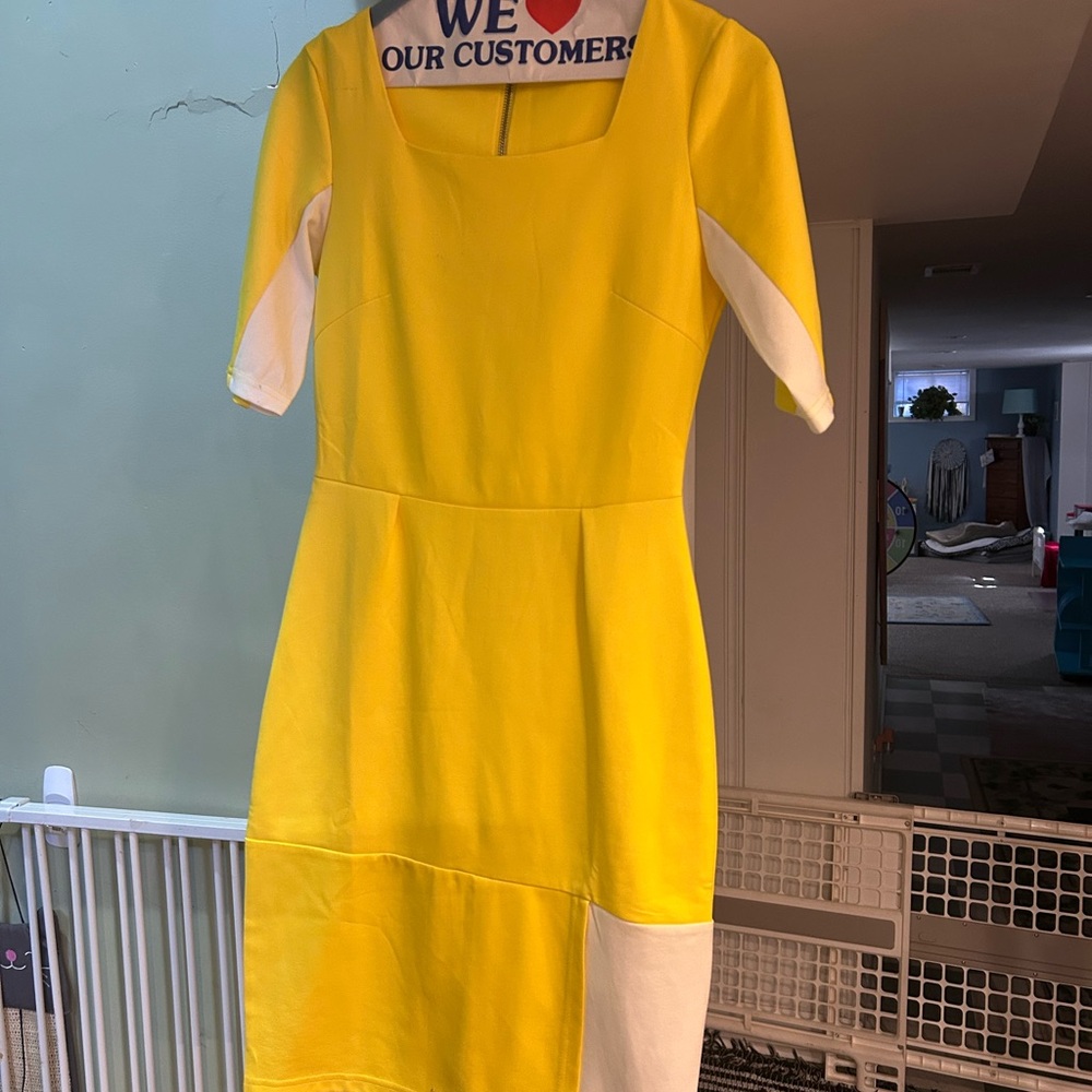 Yellow - White Women's Dress inspired by Kate Middleton.  Waist to hem is 21”